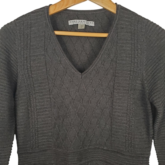 Marc New York Gray V-Neck Knit Dress.  NWT. MED. #0163 - Picture 2 of 12